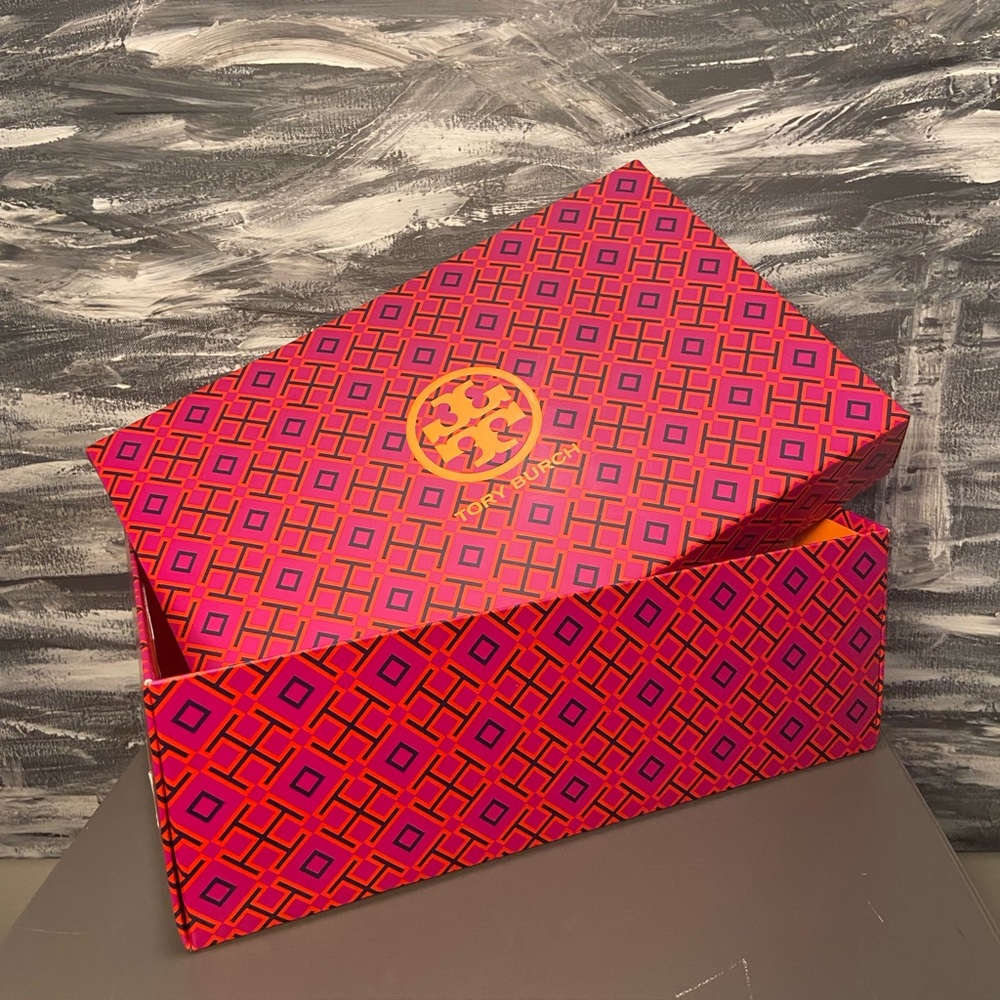 TORY BURCH empty shoe box